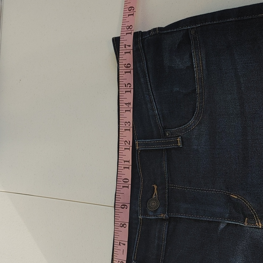 Levi's Cuffed Jean Shorts - Picture 6 of 10